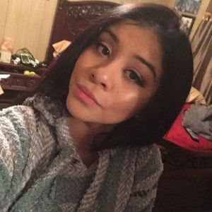 Meet your Posher, Perla